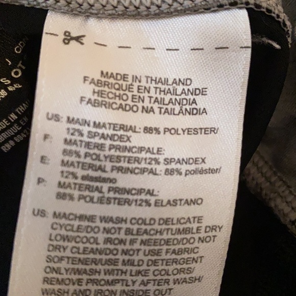 Reebok workout capris - Picture 6 of 6